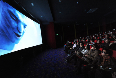 Espectadores chinos asisten a un pase de  Avatar  en Hefei.