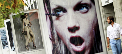 Las supermodelos animan la larga noche de la moda