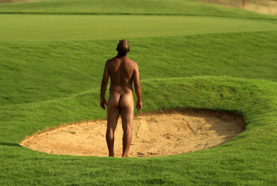 Imagen del vídeo  Binding,  de Assaf Gruber (cortesía del artista).