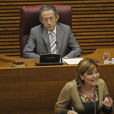 LUNA PRESIDE EL PLENO DE LAS CORTES