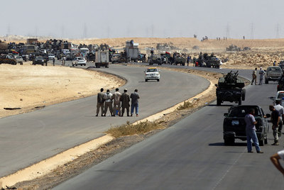Las fuerzas rebeldes lanzan el ataque a Sirte, ciudad natal de Gadafi