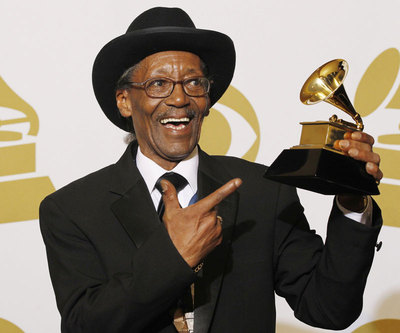 Willie  Big Eyes  Smith en los Grammy de 2010.