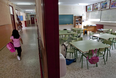 COLEGIO MARÍA PITA, A CORUÑA, 12.40 HORAS