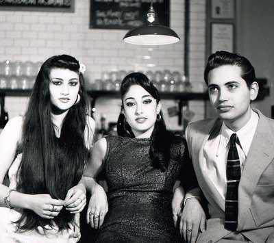 Los hermanos Durham: Kitty (18 años), Daisy (23) y Lewis (21), ingleses y virtusos del  rock and roll. 