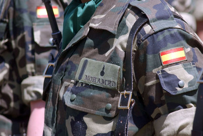 Un soldado musulmán, durante una parada militar en Ceuta.