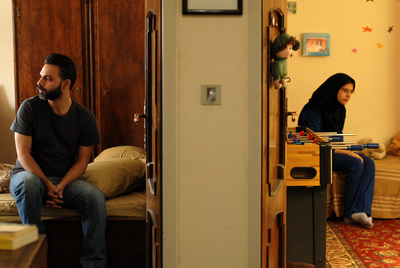 Nader (Peyman Moaadi) y su hija, en un fotograma del filme.