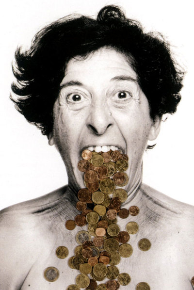  Eurorretrato , una imagen de la serie  El libro de las cabezas. 