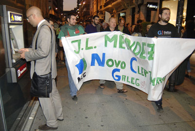 Cacerolada contra las prejubilaciones multimillonarias en la caja