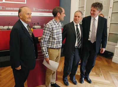 Vicente Zalagüeta, Paul Ríos, Miguel Lazpiur y Jonathan Powell, participantes en la conferencia de paz que se celebrará el lunes en San Sebastian.