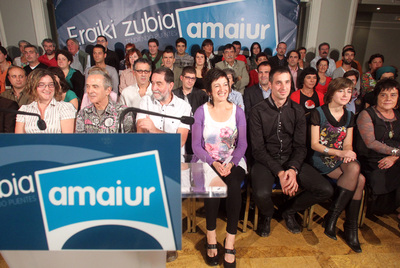 Los candidatos de la coalición  abertzale  Amaiur, ayer en Bilbao durante la presentación.