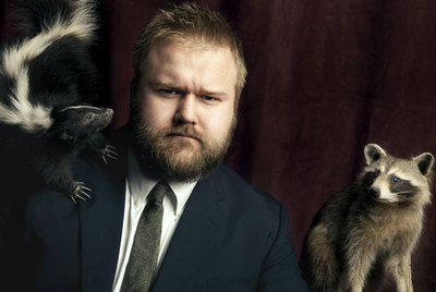Robert Kirkman, creador del cómic  The walking dead.  
