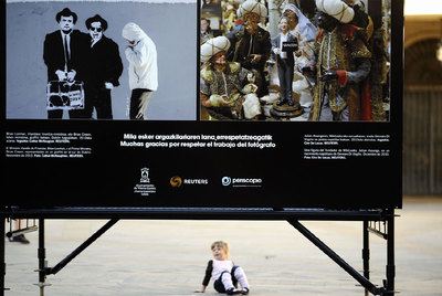 Dos de las imágenes de   Nuestro mundo hoy,   que presenta en Periscopio imágenes de Reuters.