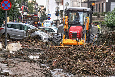 Las lluvias anegan de nuevo el barrio de la Salut en Salou