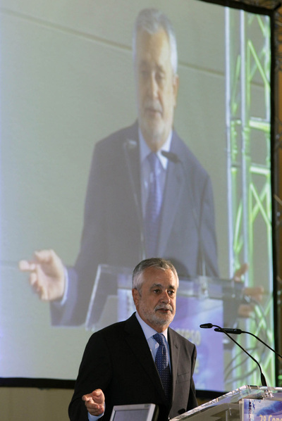 José Antonio Griñán, ayer, durante un acto en Sevilla.