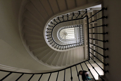 Escalera en el interior del edificio.