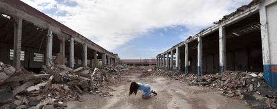 Una de las obras que integran la exposición  Tiempo y ruinas,  de Cecilia de Val, en la galería Cámara Oscura.