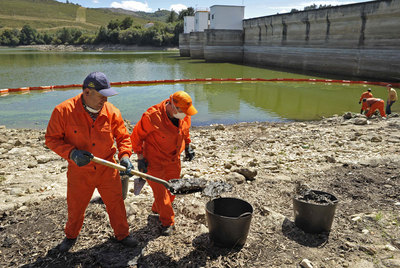 Los vecinos del embalse de As Conchas, contra el Gobierno