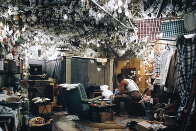  The Invisible Man , unha das obras de Jeff Wall que se exhiben no CGAC.