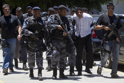 Nem es llevado al cuartel de la policía en Río de Janeiro.