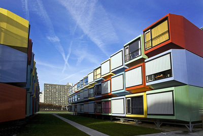 Viviendas universitarias proyectadas por el arquitecto Mart de Jong a partir de contenedores en  Utrecht.
