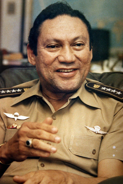 Manuel Antonio Noriega en noviembre de 1989, cuando aún era el hombre fuerte de Panamá.