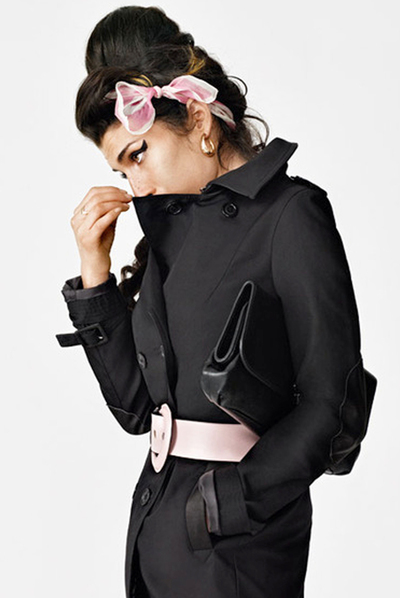 Winehouse, retratada por el músico Bryan Adams.