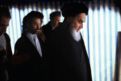 'El País Semanal' estuvo con el ayatolá Jomeini en Neauphle le Château (Francia) días antes de que regresara a Irán tras la caída del 'sha'.