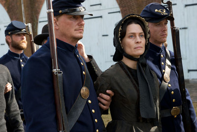 Robin Wright, en un fotograma de la película dirigida por Robert Redford,  La conspiración. 