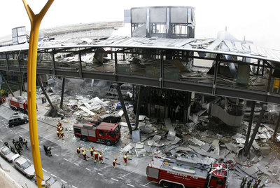 19 DÍAS DESPUÉS DE LA ÚLTIMA CONVERSACIÓN, UN ATENTADO CON DOS MUERTOS