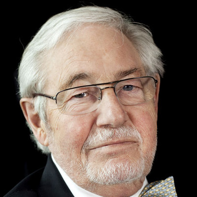 Per-Ingvar Brånemark, descubridor de la osteointegración.