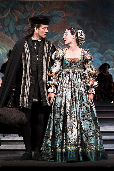 David Boceta y Eva Rufo en  El perro del hortelano,   de Lope de Vega, en la  versión de Eduardo Vasco.