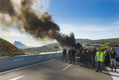 PROTESTAS EN LA LÍNEA