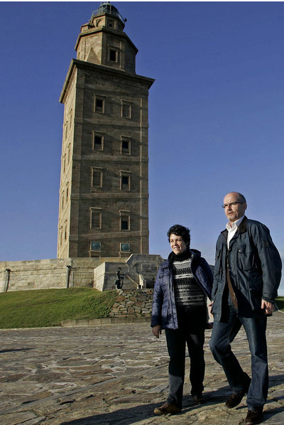 La Torre de Hércules cierra tres meses para ser remozada