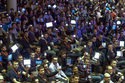 Tabletas y  smartphones  en un encuentro tecnológico en Barcelona.