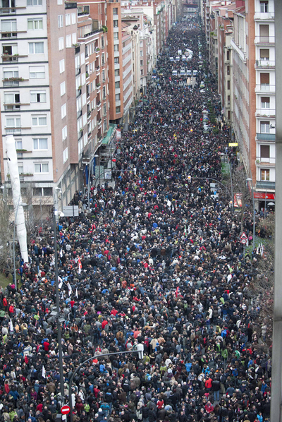 Manifestación  abertzale  ayer en Bilbao por el acercamiento de presos.