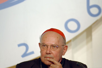 El prefecto de la Congregación, William Levada.