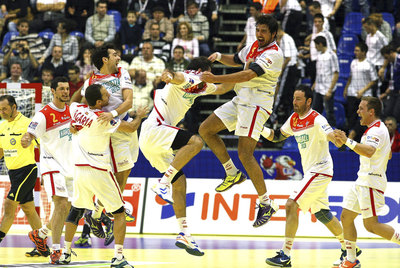 Los jugadores de la selección española celebran su triunfo ante Francia.