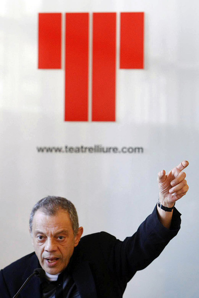 Lluís Pasqual en el Teatre Lliure, ayer, durante la presentación de  Quitt,   obra de Peter Handke. 