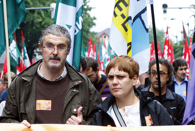 Los secretarios generales de ELA, Adolfo Muñoz, y LAB, Ainhoa Etxaide, durante la manifestación de ambas centrales el pasado Primero de Mayo en Bilbao.