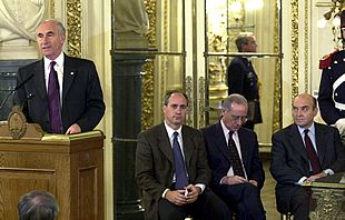 El Gobierno argentino ratifica su plan de ahorro público mientras la Bolsa se desploma