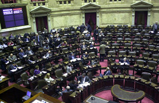 El Congreso argentino aprueba la ley de ajuste fiscal de Fernando de la Rúa