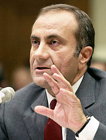 Ford cambia a su director ejecutivo en plena crisis de resultados