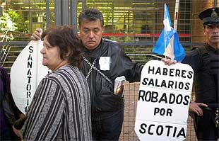 Duhalde asegura que levantará el 'corralito' financiero en cuatro meses