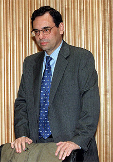 El gobernador del Banco de España dice que el expediente al BBVA no afecta a su solvencia