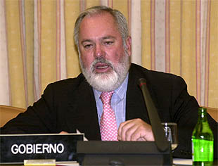 El ministro de Agricultura, Miguel Arias Cañete, ante la Comisión de Agricultura del Congreso.