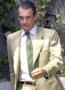 Conde vuelve a prisión tras doblar el TS su condena por el 'caso Banesto'