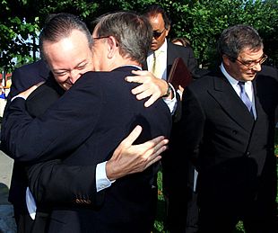 Piqué anuncia una subida de las tarifas telefónicas no superior al IPC