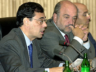 Caruana corrige al Gobierno y rebaja a menos del 2% la previsión de crecimiento