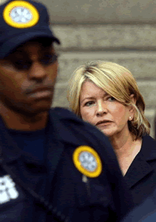 La empresaria Martha Stewart, condenada a cinco meses de cárcel por el 'caso ImClone'
