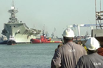 Una nueva multa a Izar aboca al astillero al desmantelamiento